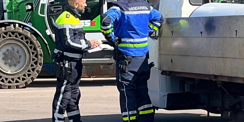 POL-SL: Internationale Kontrolle des Schwerlastverkehrs / Schwerpunktkontrolle von Abfalltransporten in Großrosseln und Dillingen - Foto: presseportal.de