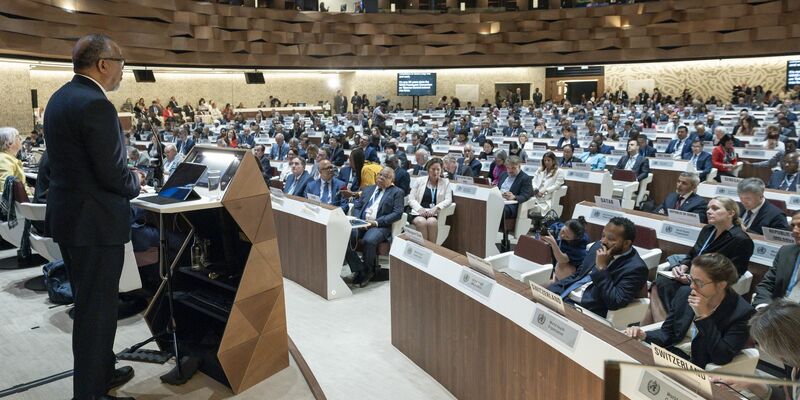 Im Vertrag festgehalten: Die WHO kann keinen Impfzwang oder Lockdowns anordnen.  - Foto: Magali Girardin/KEYSTONE/dpa