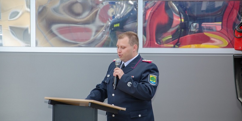 FW-RD: Feuerwehr Bordesholm stellt neues TLF 3000 in Dienst - Foto: presseportal.de