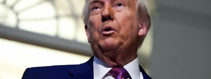 Trump steht vor einer seiner wichtigsten Reisen als Präsident. (Archivbild) - Foto: Julia Demaree Nikhinson/AP/dpa