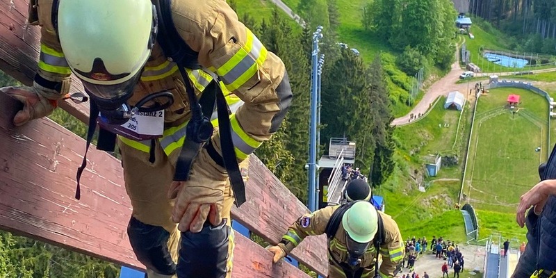 FW Konstanz: Keiner ist schneller als die Konstanzer Feuerwehr! - Foto: presseportal.de