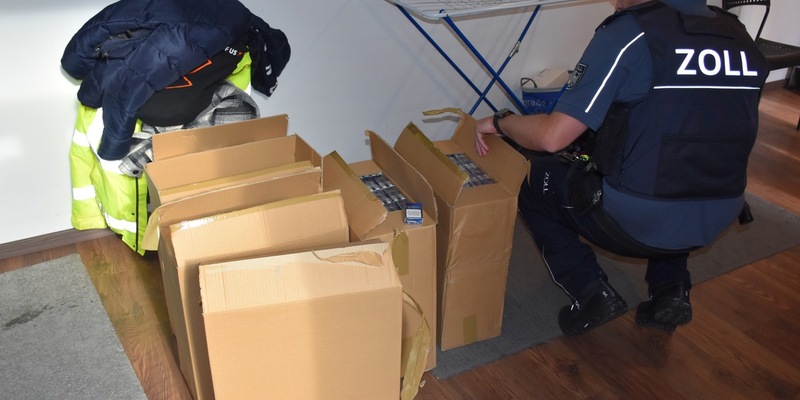 HZA-KR: Schlag gegen organisierte Kriminalität auf dem Bau! Zoll in Kre-feld geht gegen Schwarzarbeiterring vor - Foto: presseportal.de