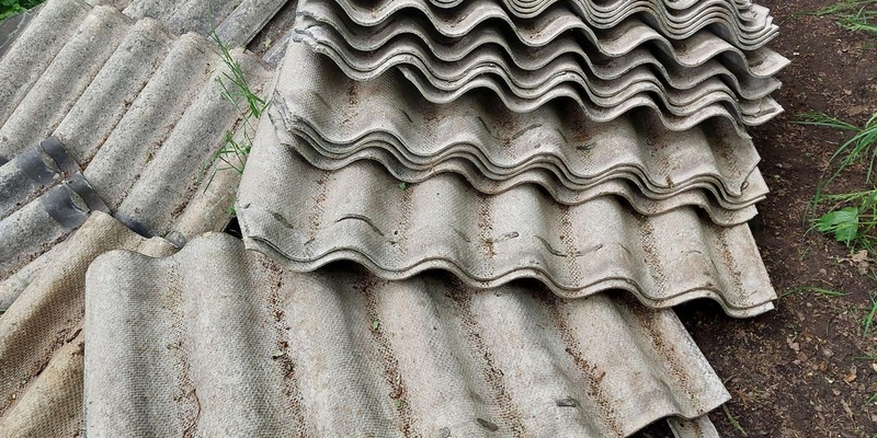 POL-IZ: 250522.2 Horst: Illegale Asbestentsorgung auf Feldweg - Polizei sucht Zeugen - Foto: presseportal.de