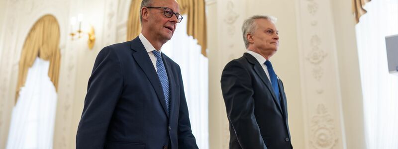 Merz beschrieb die Sicherheitslage im Baltikum als sehr angespannt.  - Foto: Michael Kappeler/dpa