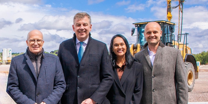 Körber-Neubau Hamburg: Bürgermeister Tschentscher besucht Großbaustelle im Innovationspark Bergedorf - Foto: presseportal.de