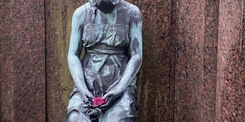 POL-HRO: Rostocker Bronzeplastiken im Wert von mehr als 37.000 Euro in Berlin sichergestellt - Kunstdiebstähle vom Neuen Friedhof aufgeklärt - Foto: presseportal.de
