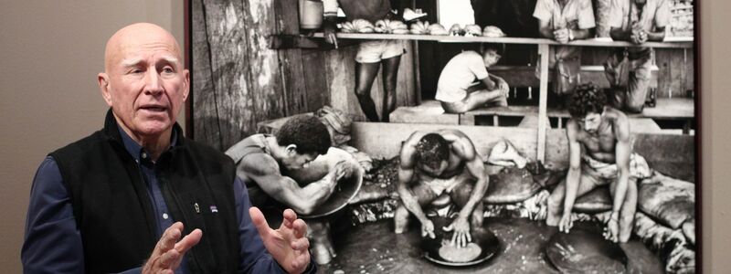 Bekannt wurde Sebastião Salgado mit seinen Sozialreportagen. - Foto: Eduardo Parra/EUROPA PRESS/dpa