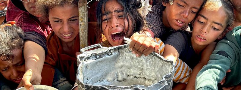 Laut UN-Chef Guterres sind die Menschen im gesamten Gazastreifen von einer Hungersnot bedroht. (Archivbild)  - Foto: Moaz Abu Taha/APA Images via ZUMA Press Wire/dpa