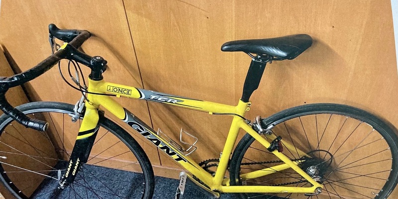 POL-LIP: Bad Salzuflen. Rennrad des Herstellers Giant - Eigentümer gesucht. - Foto: presseportal.de