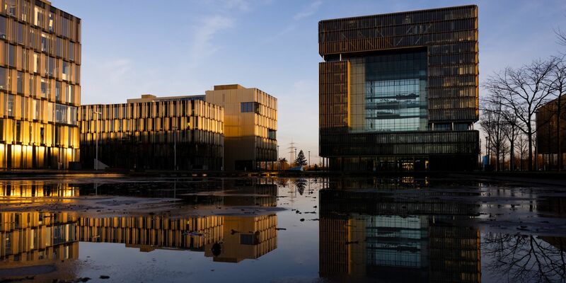 Thyssenkrupp plant in den kommenden Jahren die Verselbstständigung aller fünf Sparten. (Archivbild) - Foto: Rolf Vennenbernd/dpa