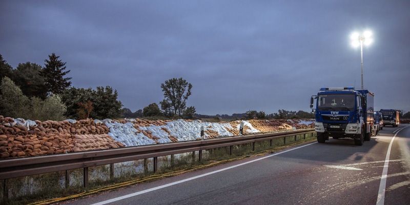 THW Bayern: Jahrhunderthochwasser in Bayern: Emotionaler Rückblick des THW Einsatzes - Foto: presseportal.de