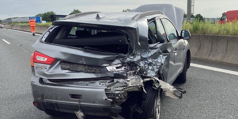 FW-M: Verkehrsunfall mit einem Verletzten (Lochhausen) - Foto: presseportal.de