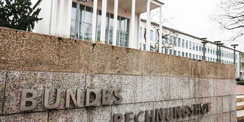 Der Bundesrechnungshof übt deutliche Kritik an Klingbeils Haushalt. (Archivbild) - Foto: Oliver Berg/dpa