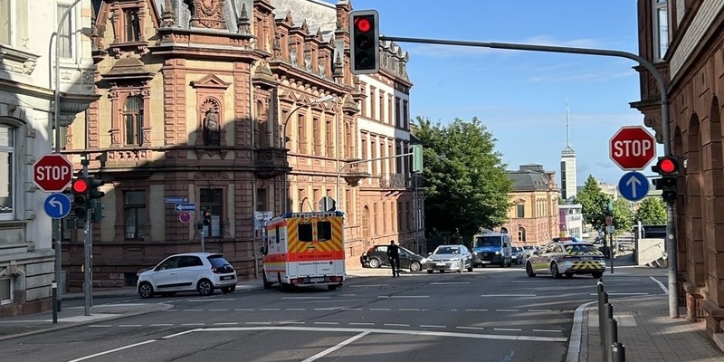POL-PDPS: Verkehrsunfall mit verletzter Person - Polizei sucht Zeugen - Foto: presseportal.de