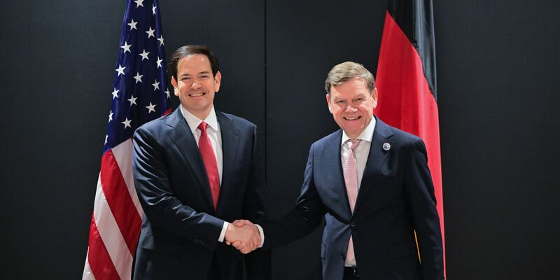 Für den neuen Außenminister Johann Wadephul ist der Besuch in der US-Hauptstadt Washington die bisher wohl kniffligste Antrittsreise. - Foto: Sebastian Gollnow/dpa