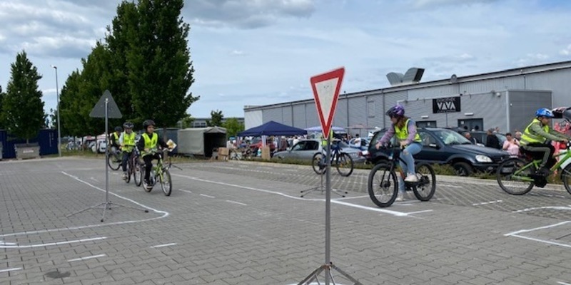 POL-PDKH: Erfolgreicher Fahrradtag der Jugendverkehrsschule Bad Kreuznach - Foto: presseportal.de