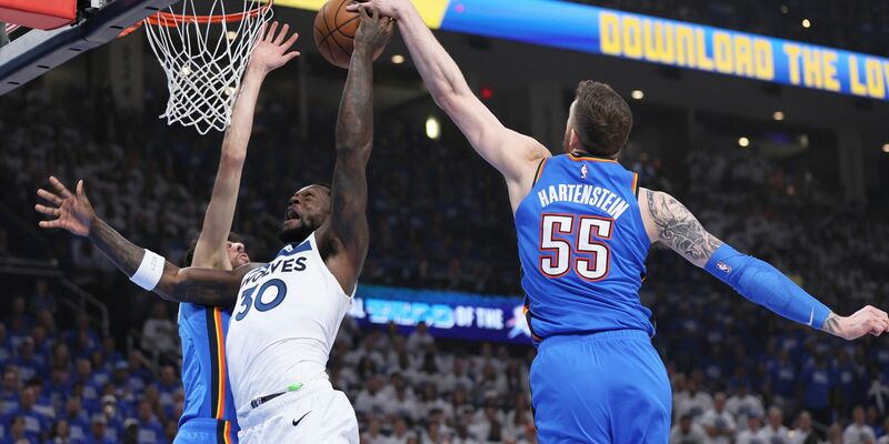 Hartenstein kann nun als zweiter Deutscher nach Dirk Nowitzki den NBA-Titel gewinnen. - Foto: Nate Billings/AP/dpa