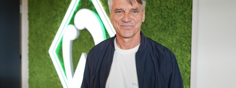 Horst Steffen wird als neuer Werder-Trainer präsentiert. - Foto: Werder Bremen/dpa