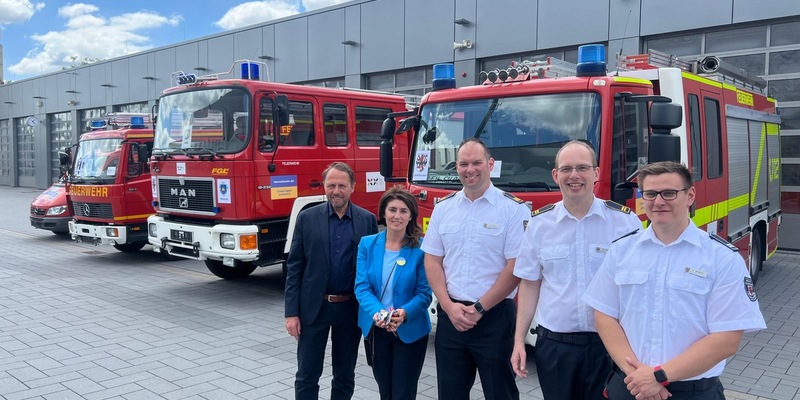 FW-LEV: Leverkusen übergibt Feuerwehrfahrzeuge an Ukraine - Foto: presseportal.de