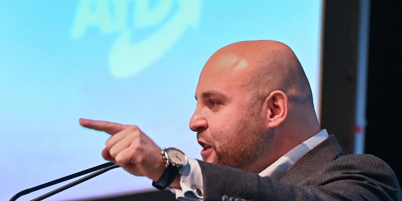 Markus Frohnmaier ist 34 Jahre alt. (Archivbild) - Foto: Bernd Weißbrod/dpa