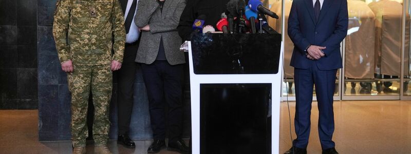 Verteidigungsminister Rustem Umjerow steht erneut an der Spitze der ukrainischen Delegation. (Archivbild) - Foto: Evgeniy Maloletka/AP/dpa