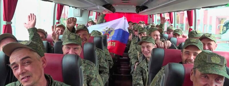 Russland und die Ukraine haben weitere Gefangene ausgetauscht. (Archivbild) - Foto: Uncredited/Russian Defense Ministry Press Service/AP/dpa
