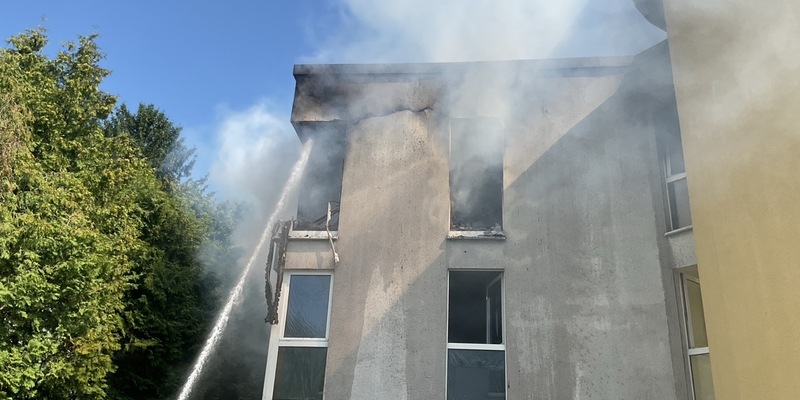 FW-DO: Wohnungsbrand in Lütgendortmund - Bewohner in Spezialklinik transportiert - Foto: presseportal.de