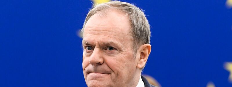 Polens Regierungschef Donald Tusk ist nach der Niederlage seines Kandidaten bei der Präsidentenwahl unter Druck. (Archivbild) - Foto: Pascal Bastien/AP/dpa