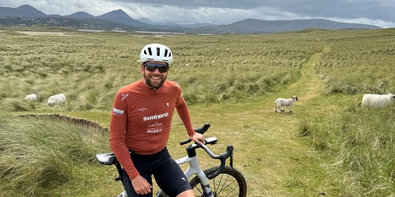 Abenteuer trifft Achtsamkeit: Extremsportler Jonas Deichmann entdeckt die wilde Seite Irlands neu - Foto: presseportal.de
