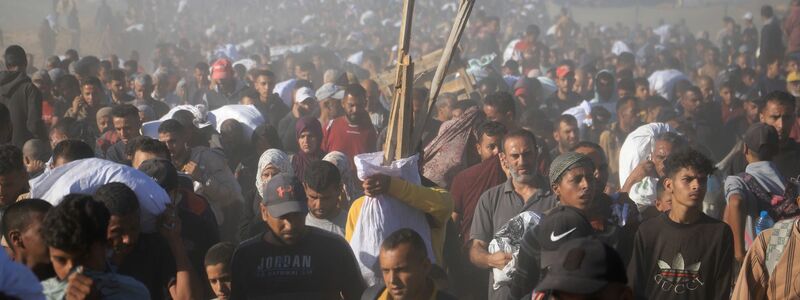Tödliche Zwischenfälle mit Dutzenden Toten rücken die neue Hilfeverteilung in Gaza in ein schiefes Licht. (Archivbild) - Foto: Mariam Dagga/AP/dpa