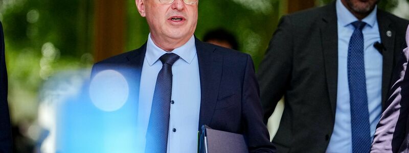Innenminister Alexander Dobrindt setzt auf eine höchstrichterliche Klärung vor dem EuGH. (Archivbild) - Foto: Kay Nietfeld/dpa