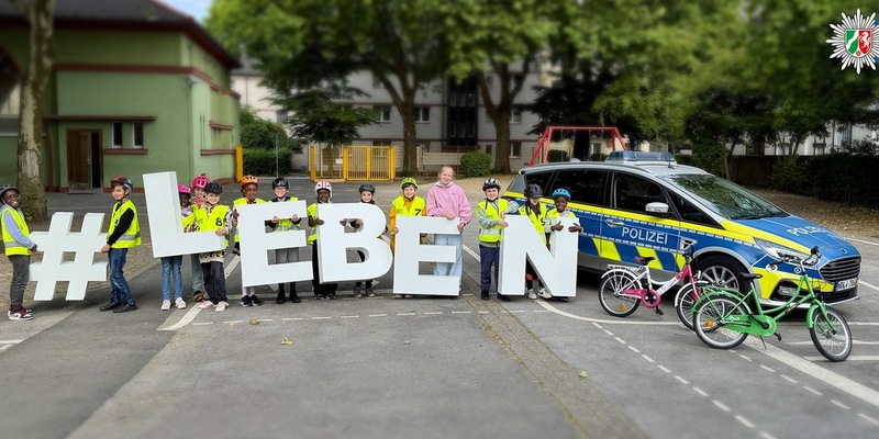POL-OB: Bundesweite Aktion sicher.mobil.leben - Kinder im Blick Polizei Oberhausen fördert sicheres Radfahren bereits im Grundschulalter - Foto: presseportal.de