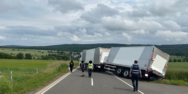 POL-PDTR: Vollsperrung durch Lkw-Unfall bei Hinzerath - Foto: presseportal.de