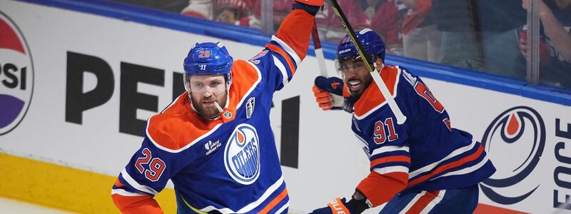 Die Oilers und Panthers lieferten sich ein intensives Auftaktmatch in die Stanley-Cup-Finals. - Foto: Darryl Dyck/The Canadian Press via AP/dpa