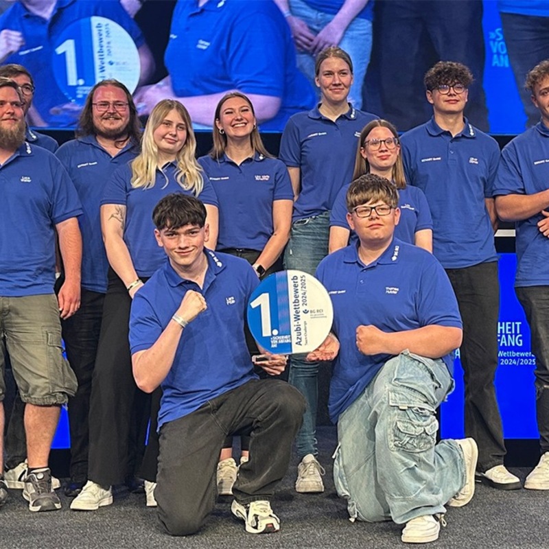 Sicherheit von Anfang an! / Junge Beschäftigte zeigten ihr Können beim Azubi-Wettbewerb der BG RCI - Foto: presseportal.de