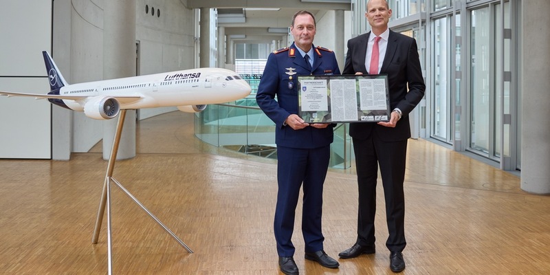 Das Landeskommando der Bundeswehr in Hessen und die Lufthansa Group vereinbaren Partnerschaft für Heimatschutz und Gesamtverteidigung - Foto: presseportal.de