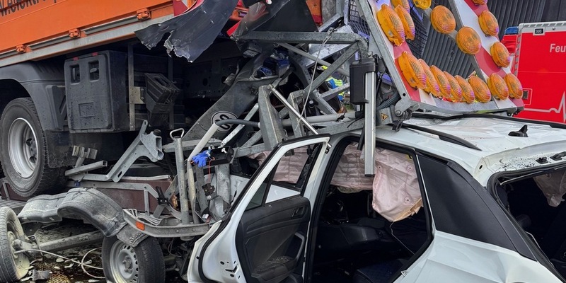 FW-GE: Schwerer Verkehrsunfall auf BAB2 - Foto: presseportal.de