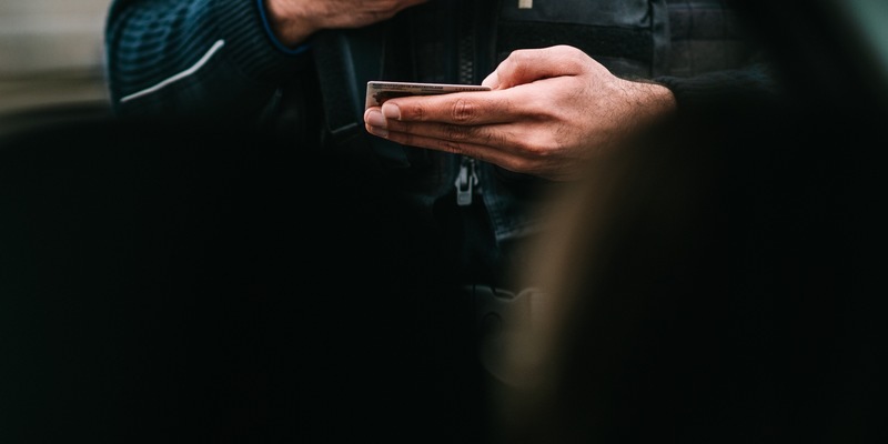 BPOL NRW: Mehrere Einsätze bei der Bundespolizei - illegale Einfuhr von Drogen, Waffen sowie ein Fluchtversuch vereitelt - Foto: presseportal.de