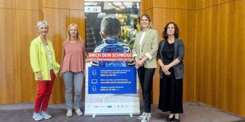 POL-MTK: Präventionsveranstaltung #AktionSchutzschild im MAin-Taunus-Kreis - Foto: presseportal.de