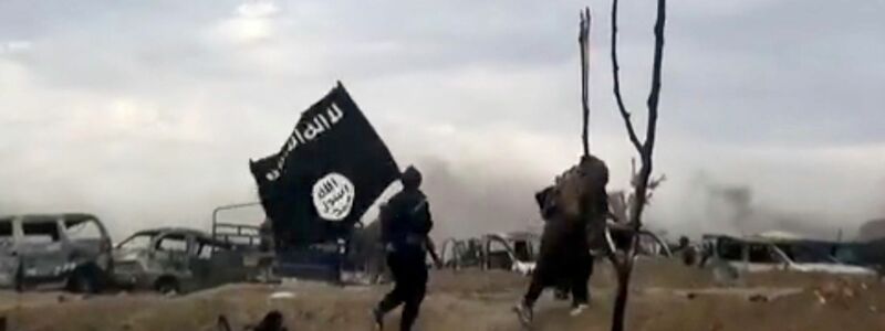 Ein 14-Jähriger soll in Köln Propaganda für die Terrorgruppe Islamischer Staat veröffentlicht haben. (Illustration) - Foto: Amaq News Agency/AP/dpa