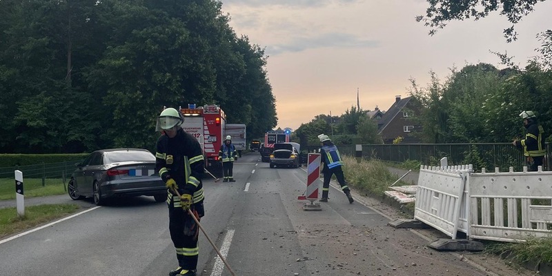 FW-Schermbeck: Unfall auf der Dorstener Straße - Foto: presseportal.de