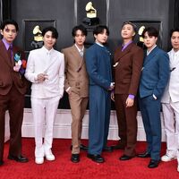 Ein Foto vor ihrem Comeback: BTS bei den Grammy Awards 2022. (Archivbild) - Foto: Jordan Strauss/Invision/AP/dpa