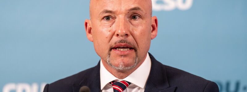 Erhebt schwere Vorwürfe gegen Pro Asyl: CSU-Landesgruppenchef Alexander Hoffmann. (Archivbild) - Foto: Michael Kappeler/dpa