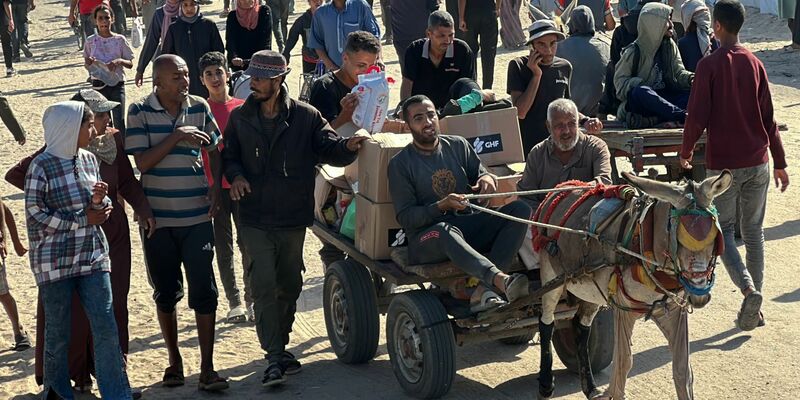 Die Stiftung GHF will zwei ihrer Hilfszentren wieder öffnen. (Archivbild) - Foto: Abdullah Abu Al-Khair/APA Images via ZUMA Press Wire/dpa