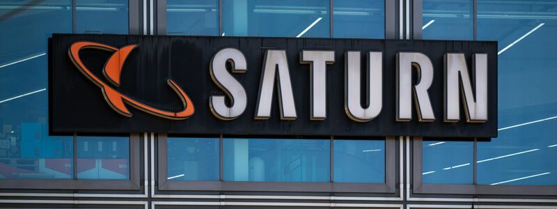 Das Filialnetz von Saturn ist in den letzten Jahren immer kleiner geworden. Im Herbst 2024 gab es noch 87 Standorte. - Foto: Monika Skolimowska/dpa