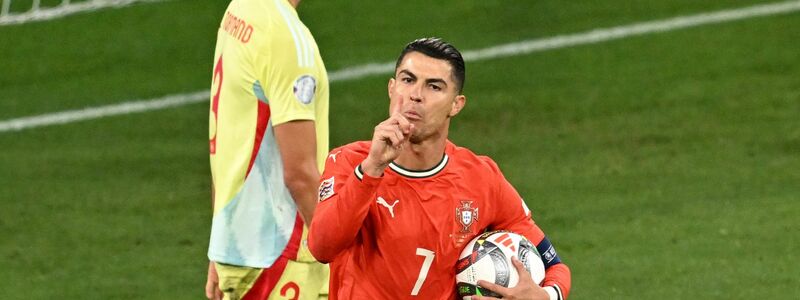 Spanien kommt nicht an die Gala-Vorstellung des Halbfinales heran. - Foto: Sven Hoppe/dpa