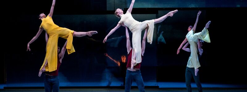 Das Hamburg Ballett zählt zu den berühmtesten Ballettcompagnien der Welt. (Archivfoto) - Foto: Daniel Bockwoldt/dpa/Daniel Bockwoldt
