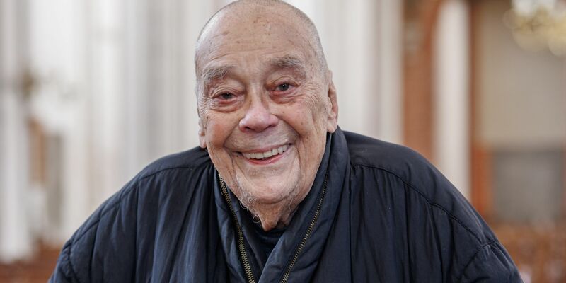 Der Künstler Günther Uecker starb am Dienstag. (Archivbild) - Foto: Markus Scholz/dpa