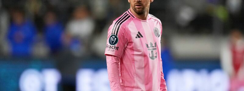 Lionel Messi bestreitet mit Inter Miami das Auftaktspiel. - Foto: Mark J. Terrill/AP/dpa