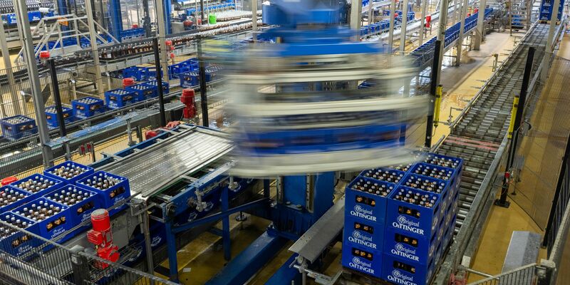 Deutsche Brauereien verlieren an Boden. (Archivbild) - Foto: Stefan Puchner/dpa